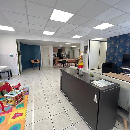 Le Grand Penon ~ Logement Spacieux A 6 Min Du Parc Saint-Georges-les-Baillargeaux Bagian luar foto