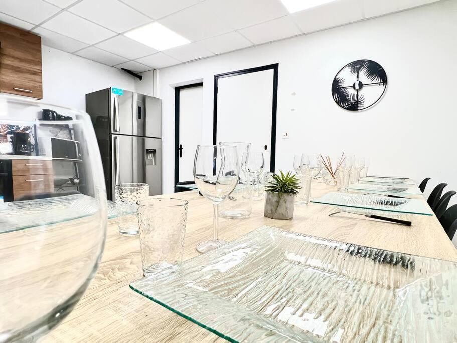 Le Grand Penon ~ Logement Spacieux A 6 Min Du Parc Saint-Georges-les-Baillargeaux Bagian luar foto