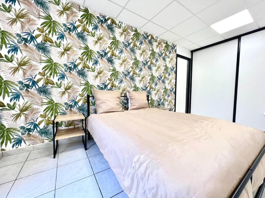 Le Grand Penon ~ Logement Spacieux A 6 Min Du Parc Saint-Georges-les-Baillargeaux Bagian luar foto