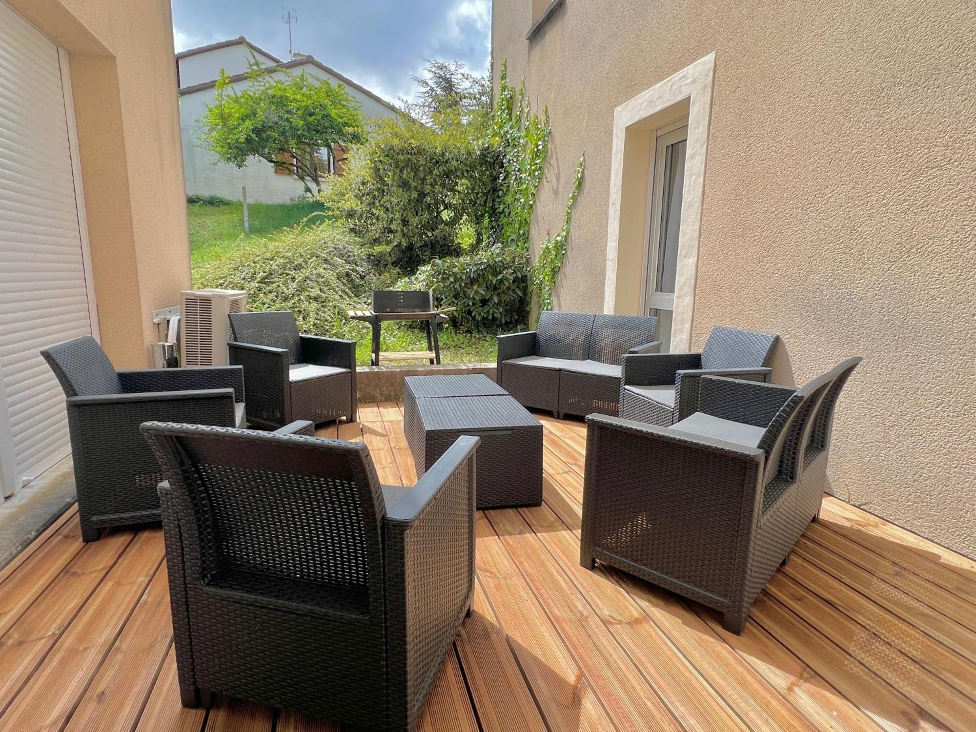 Le Grand Penon ~ Logement Spacieux A 6 Min Du Parc Saint-Georges-les-Baillargeaux Bagian luar foto