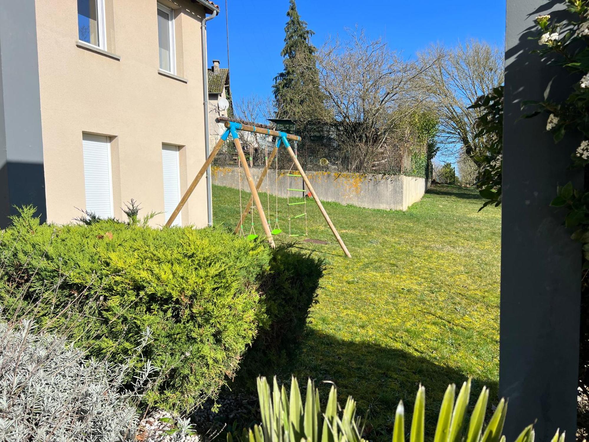 Le Grand Penon ~ Logement Spacieux A 6 Min Du Parc Saint-Georges-les-Baillargeaux Bagian luar foto
