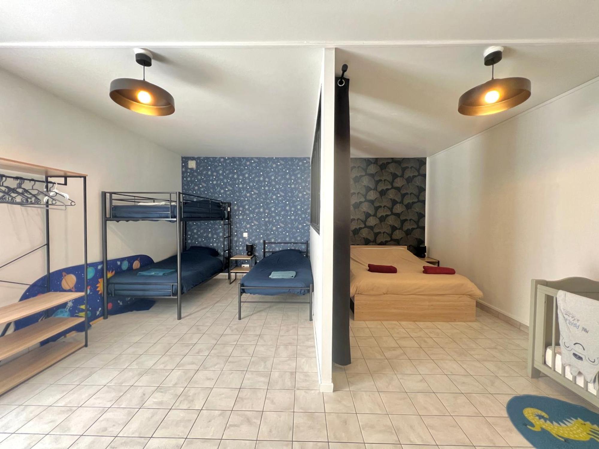 Le Grand Penon ~ Logement Spacieux A 6 Min Du Parc Saint-Georges-les-Baillargeaux Bagian luar foto